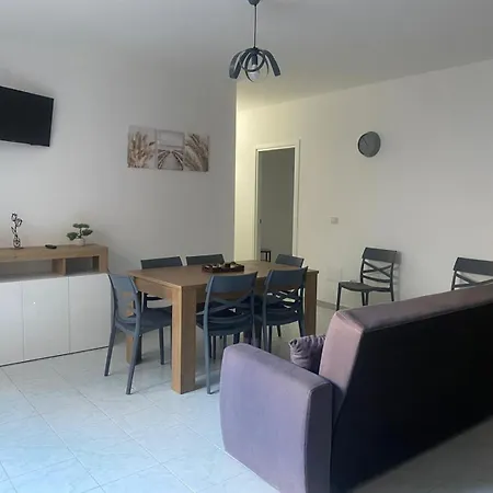 Marecamere Apartment *